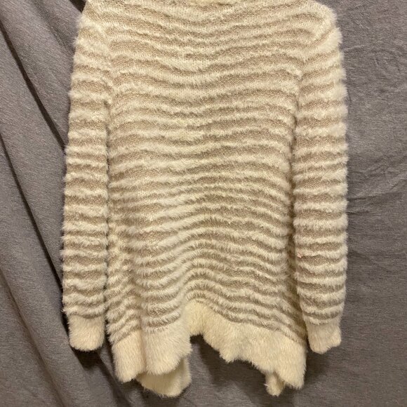Jessica Simpson Girls Cream Long Sleeve Open Front Knit Cardigan Sweater SMALL - Picture 3 of 8